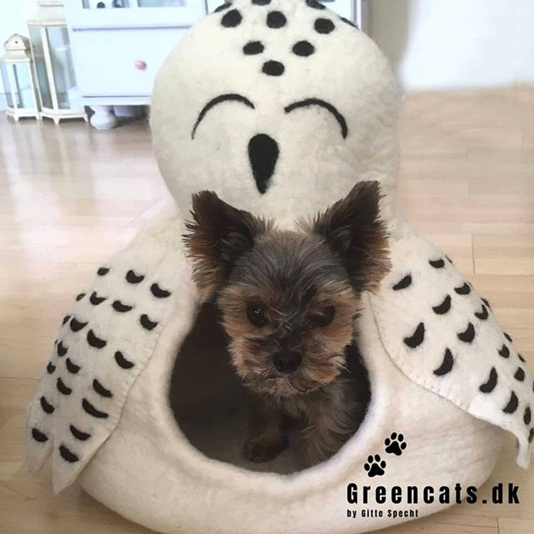 Dharma Dog Karma Cat - Owl Wool Pet Cave: Snowy