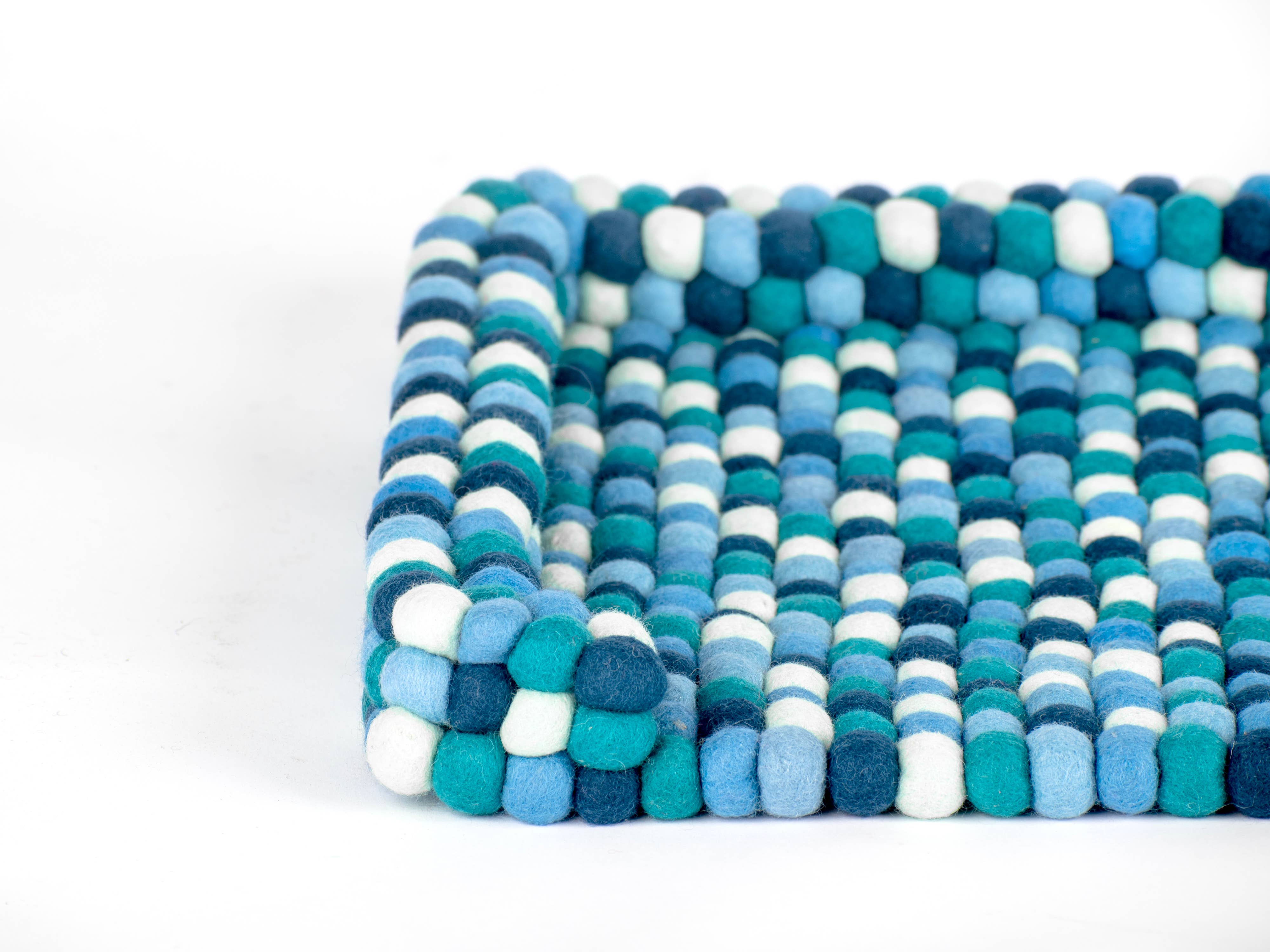 Felt Dog Bed - Natural Wool Handmade Dog Bed for All Breeds: Medium 30x20 / Rainbow Multicolor