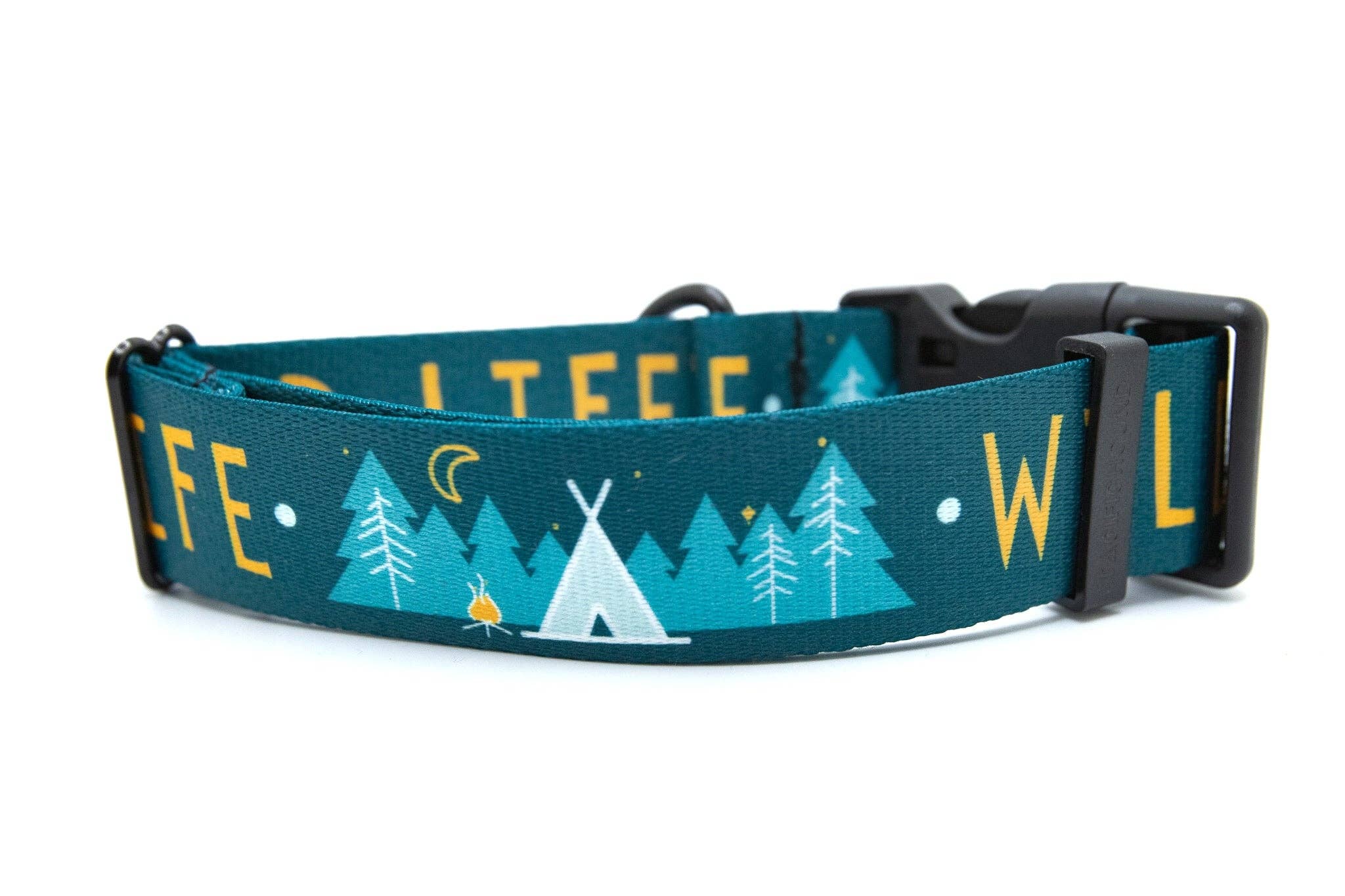 Pacific Hound - Elements Series - Teal Wild Life Dog Collar: Giant (1.5" width | 24-32" length)