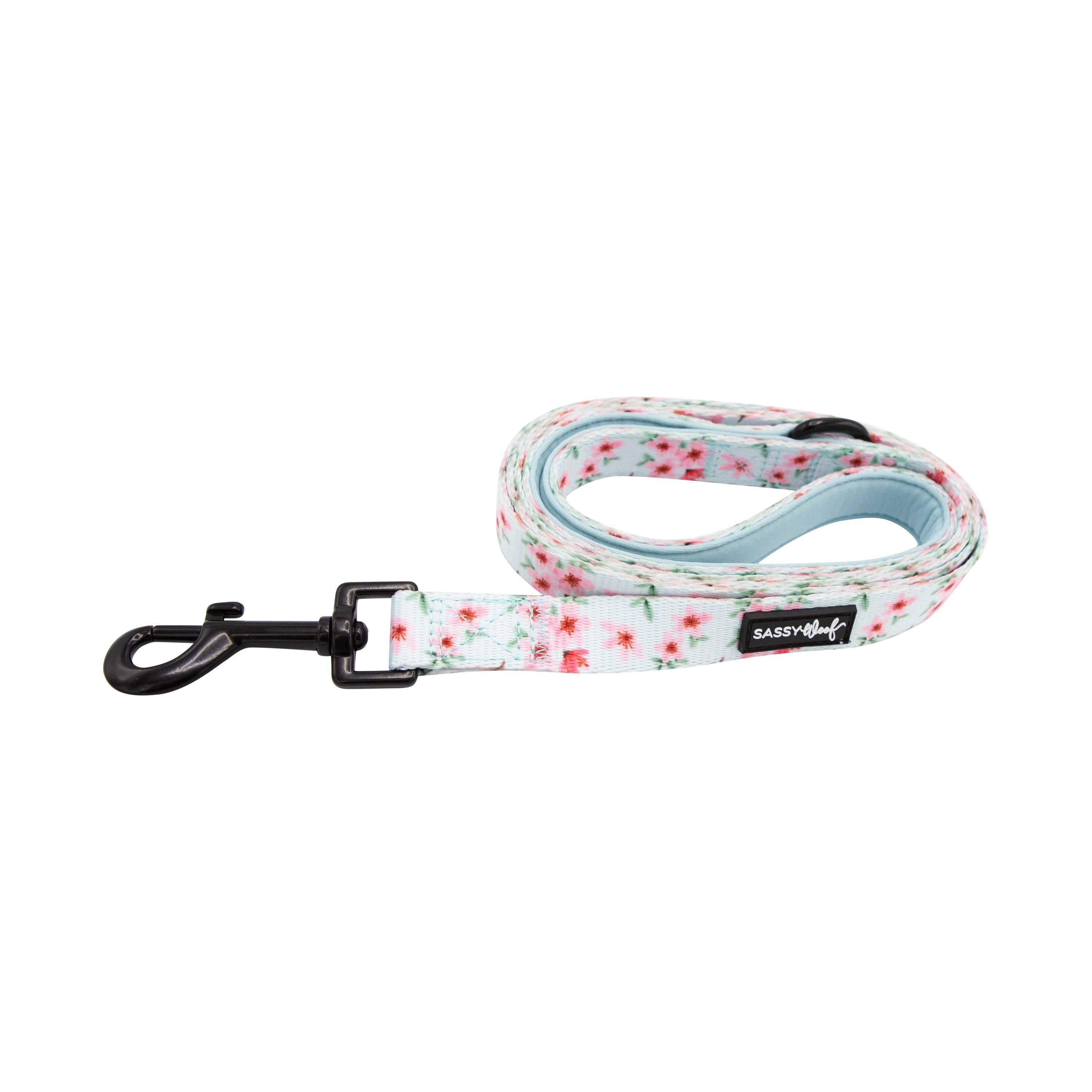 SASSY WOOF - Dog Leash - Sakura