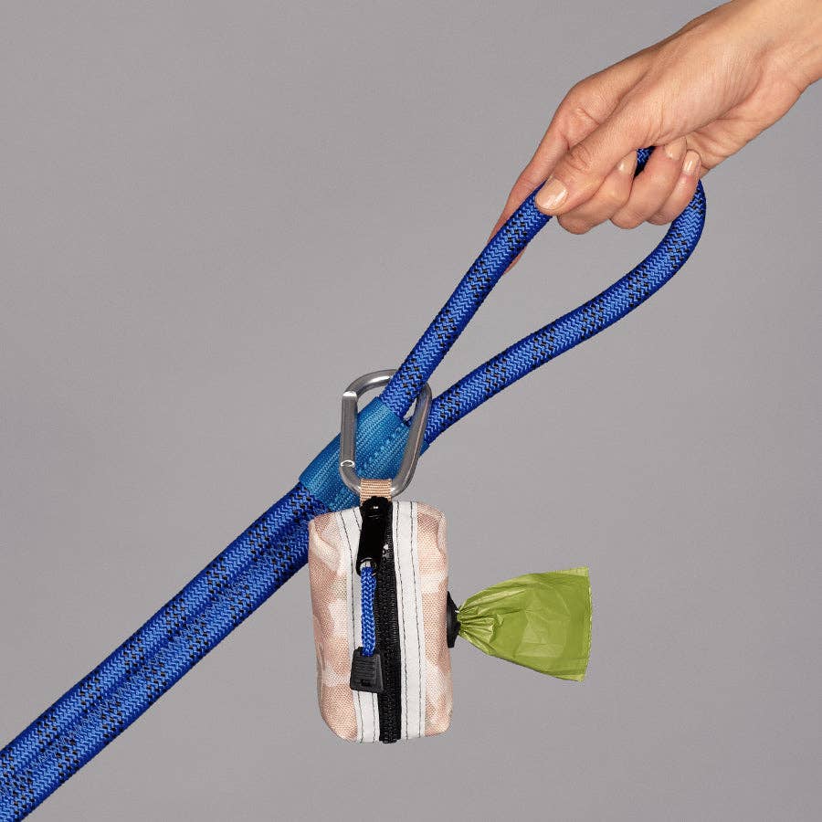 ROVERLUND - LEADER-OF-THE-PACK POOP BAG HOLDER: CAMO / ORANGE