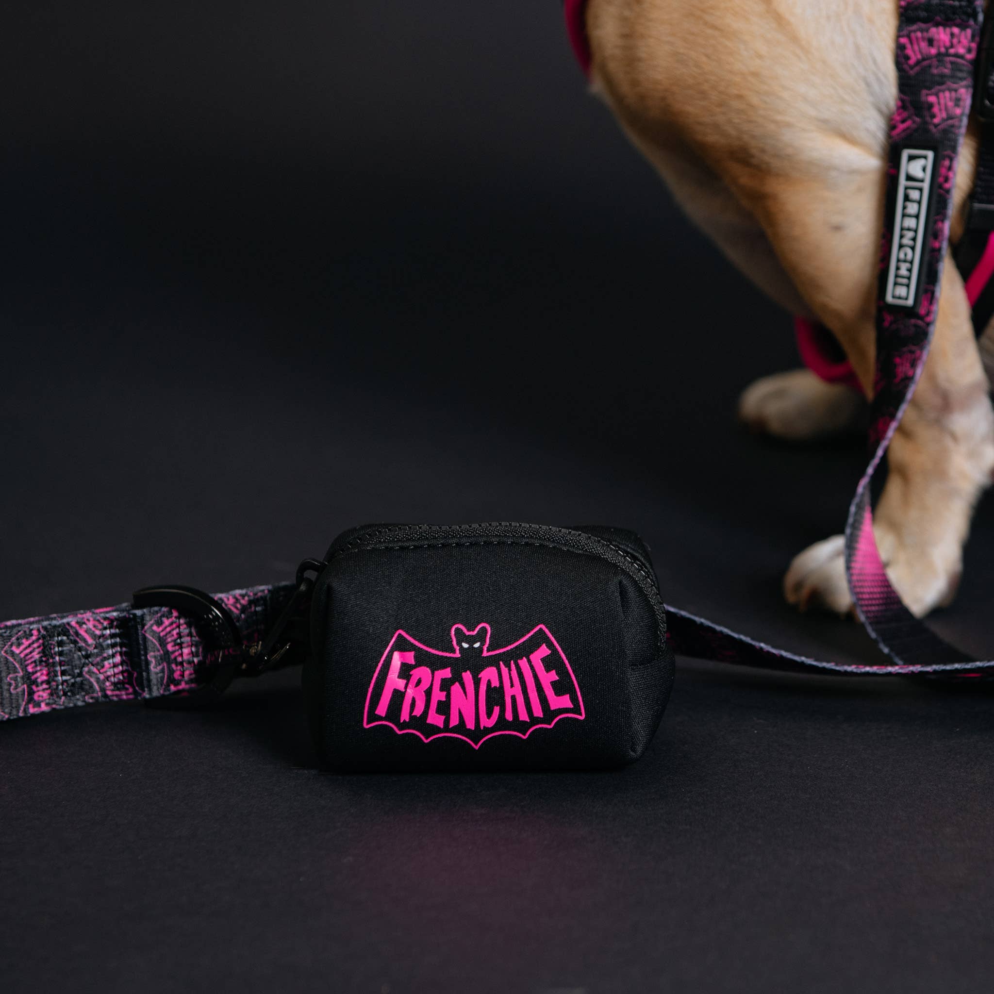 Frenchie - Frenchie Poo Bag Holder - Super Pig (Pink)