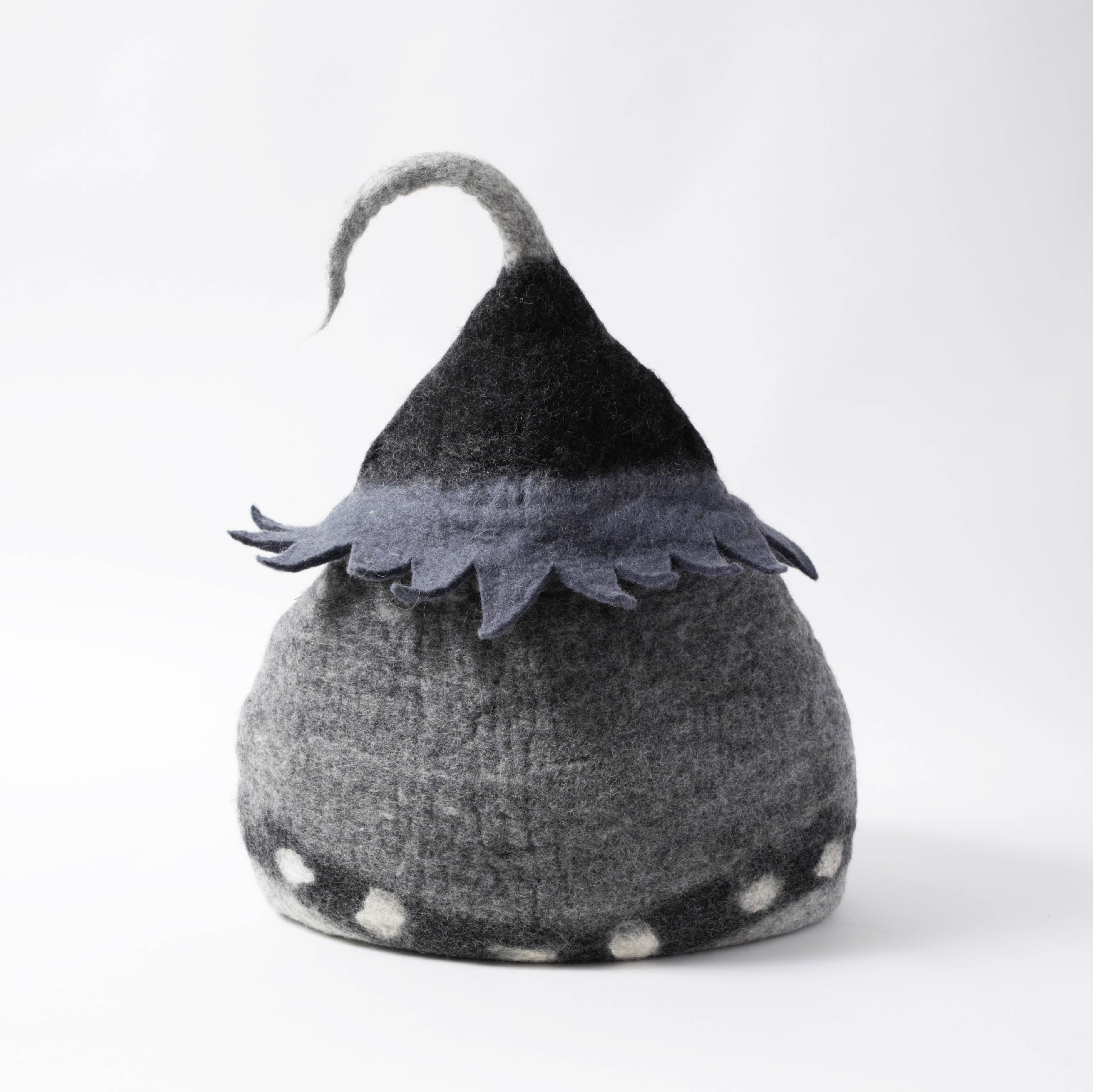 Dharma Dog Karma Cat - Fairy House Wool Pet Cave: Grey